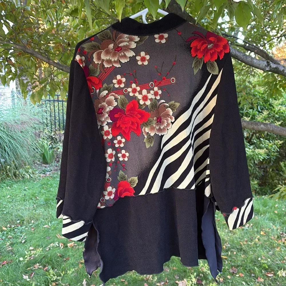 Vintage Connie’s Moon and light Asian style jacket M